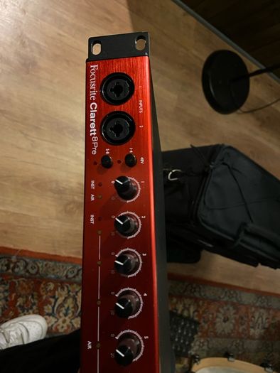 Focusrite Clarett 8Pre Thunderbolt with case