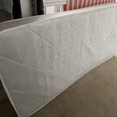 Single mattress