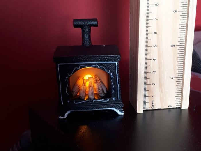 Dolls house furniture - Fireplaces