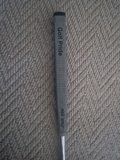 Scotty Cameron 5.5s Center shaft