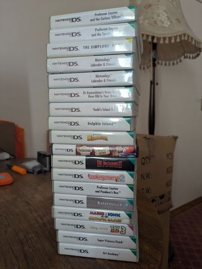 18 Nintendo DS games boxed