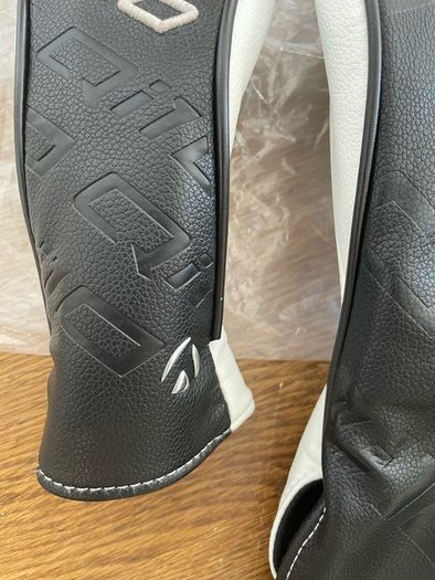 Brand New Taylor made Qi10 Driver & Hybrid Cover