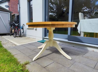Solid round wood table