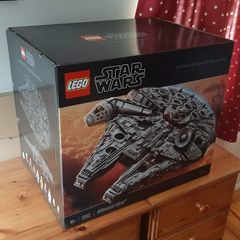 Lego Millennium Falcon - UCS {2nd edition} 75192