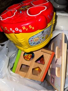toys