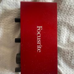 Focusrite Scarlett Solo 3rd Gen , K&M pop shield, Superflux headphones