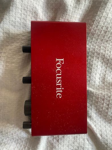Focusrite Scarlett Solo 3rd Gen , K&M pop shield, Superflux headphones