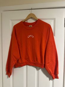 Levi's Women's Crew Sweatshirt in Burnt Orange - size medium