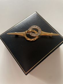 brooch