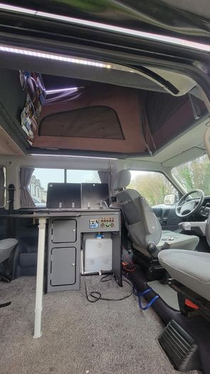 Volkswagen Caravelle Camper