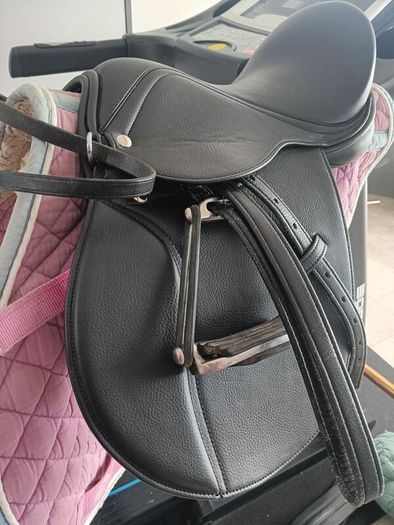 Small Pony Saddle As New Condition