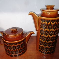 Hornsea Heirloom tea pot and coffee pot