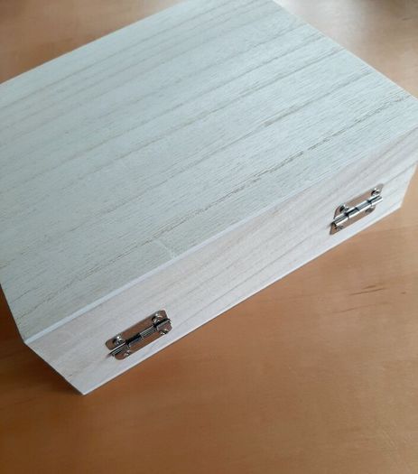 Keepsake box