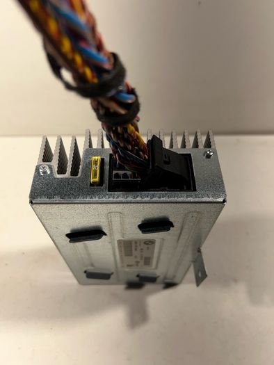 BMW 7 SERIES F01 F02 F04 Amplifier hifi system 9176741 A1l1b69g