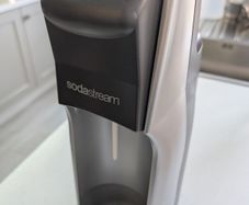 Manual Sodastream Machine and kit