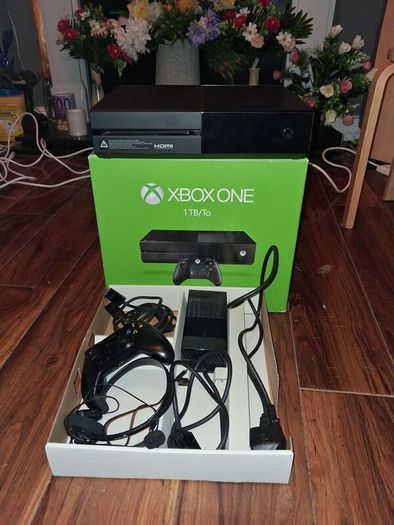 xbox 1 1tb  quick sale