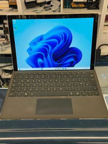 Microsoft Surface Pro 5 - Model 1796, Intel i5 7th Gen, 8GB RAM, 256GB SSD, Windows 11 Pro (Battery is weak)