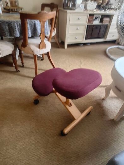 Kneeler chair