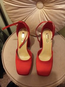 Pillar box red womens shoes