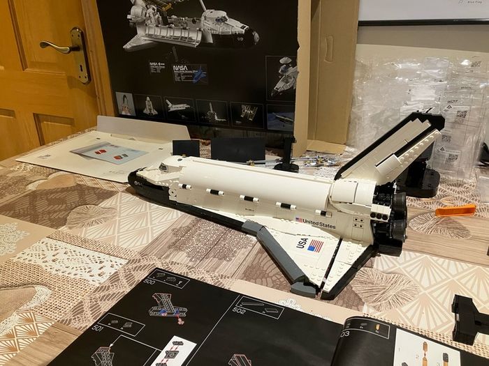Lego  Nada Space Shuttle