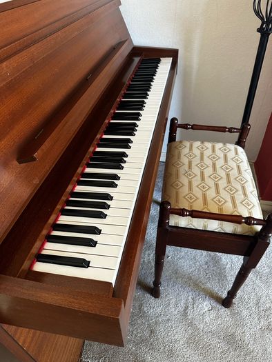 Piano for sale