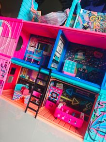 LOL Surprise Fashion Show House Playset