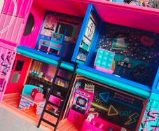 LOL Surprise Fashion Show House Playset
