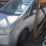 131 Nissan Serena breaking for parts Image 2