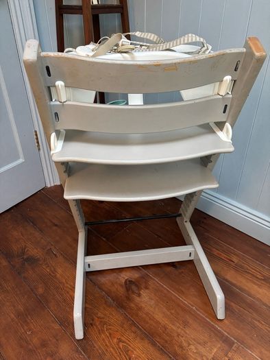 Stokke Tripp Trapp Highchair With Baby Set and tray In Grey and White