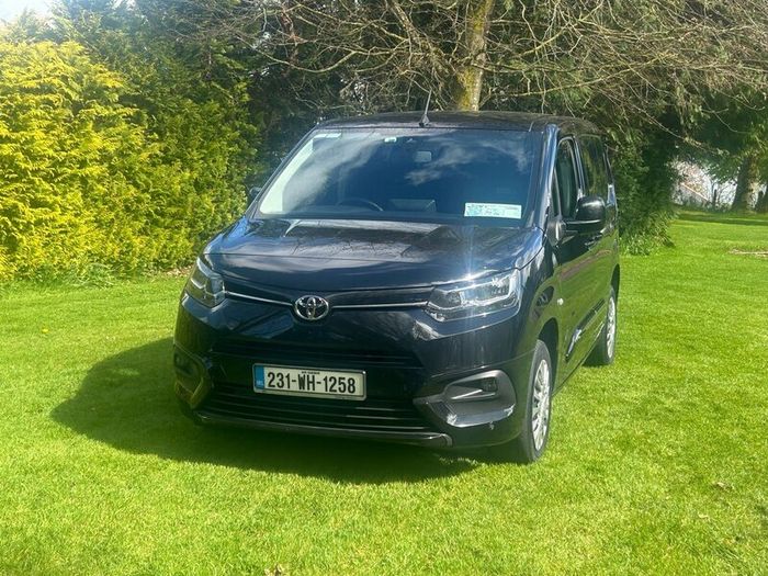 2023 Toyota Proace City GX 1.5 SWB + VAT 1000 KG