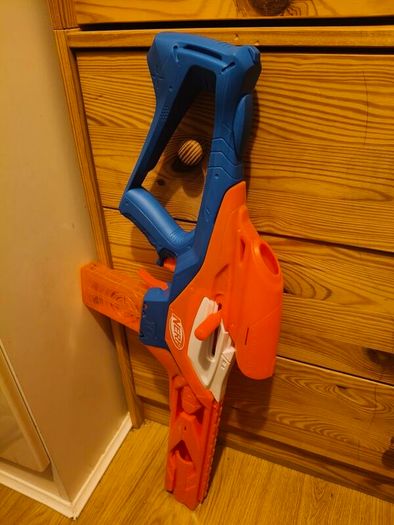 nerf gun
