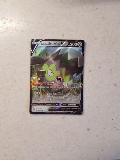 Galarian Stunkfish V Pokemon Card