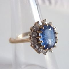9 carat gold kyanite & topaz ring size N
