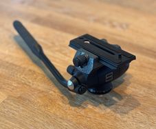 Gitzo G2180 fluid head