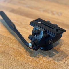 Gitzo G2180 fluid head
