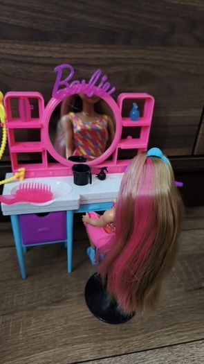 Barbie hairdresser set