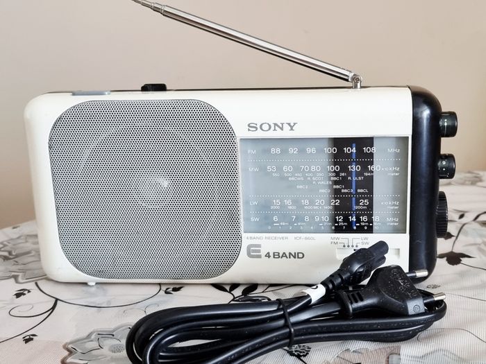 Sony radio ICF-860L, Used, in good working order.