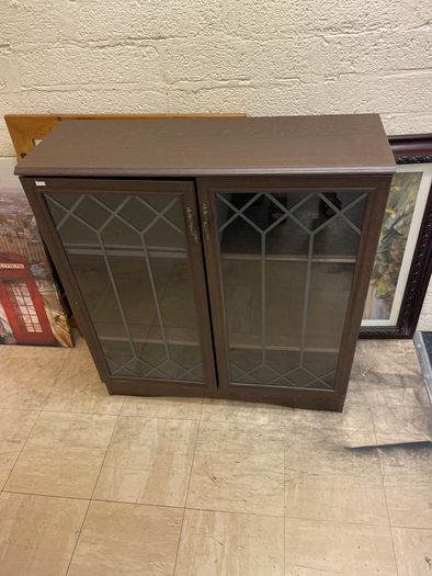 display cabinet