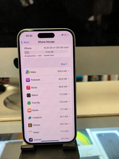 iPhone 16 (128GB, white) | Three Network 92% battery original