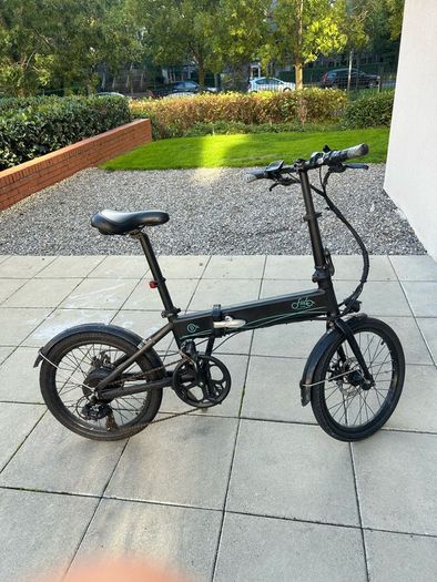 Fiido Folding Electric Bike/  New Tyres & Brakes + Charger & Free Lock