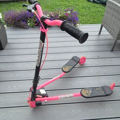 Swing scooter