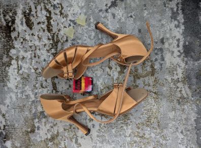 Dance shoes UK 6
