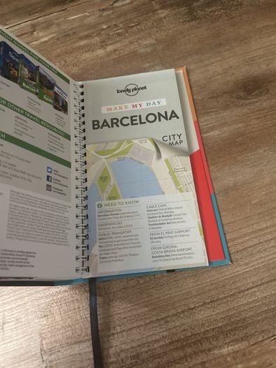 Barcelona tour guide book
