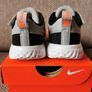 Boys Nike runners NEW size UK 8.5 Image 4