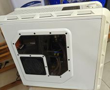Cougar Evolution Gaming PC