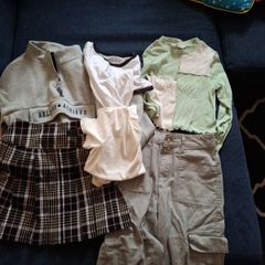 Bundle of girls' clothes aged 7/8, 8/9, 9/10