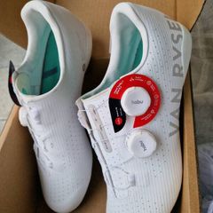 Van Rysel carbon cycling shoes