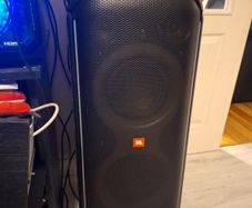 jbl 710