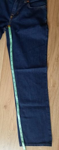 Polo Ralph Lauren denim jeans 26 waist and 28 leg in very good condition with no issues see last two photos for exact measurements probably a kids size 14 or an adults xs FREE STANDARD POSTAGE INCLUDED