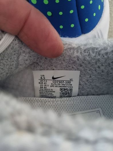 mens nike runners